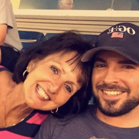 Meet your Posher, Taylor - Picture 1 of 1